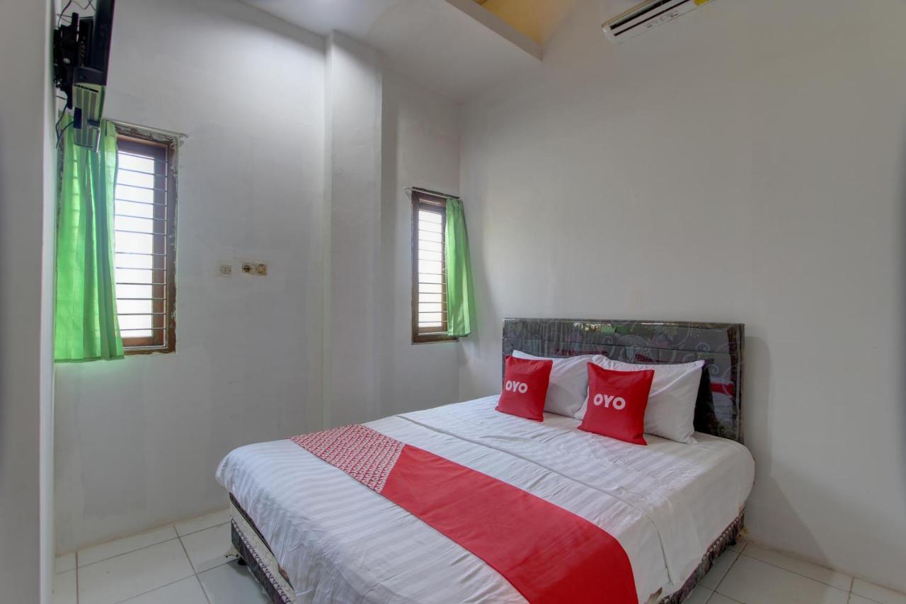 Capital O 91690 Moza Guest House Klaten エクステリア 写真