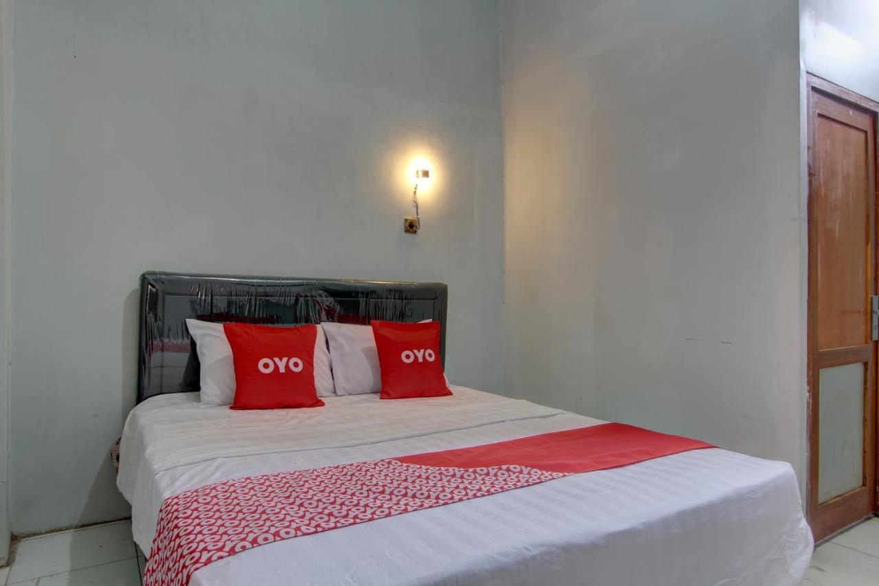 Capital O 91690 Moza Guest House Klaten エクステリア 写真